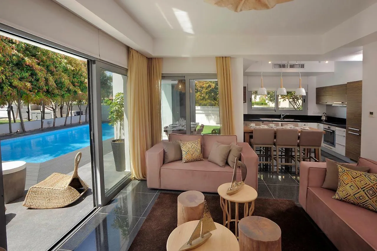 The Lighthouse Villas Perivolia