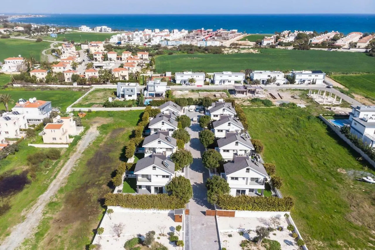 The Lighthouse Villas Perivolia