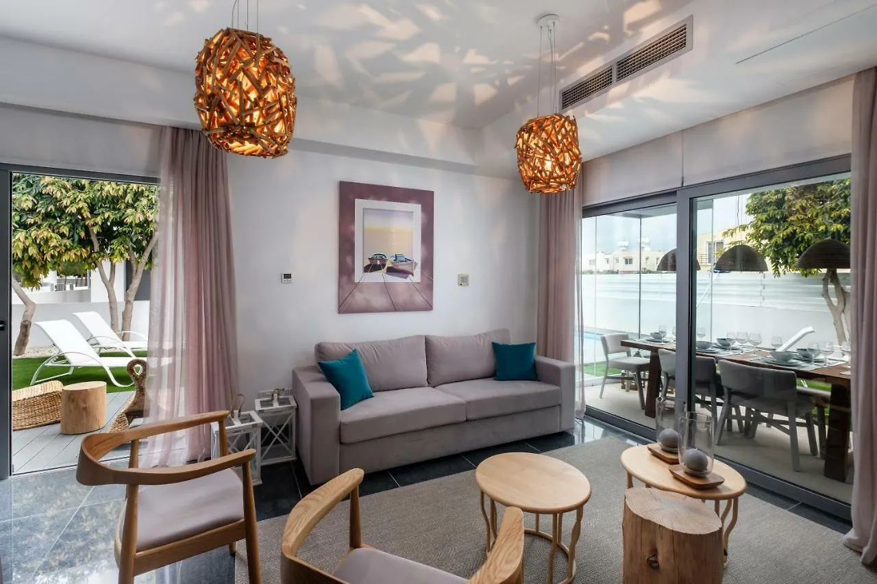 The Lighthouse Villas Perivolia