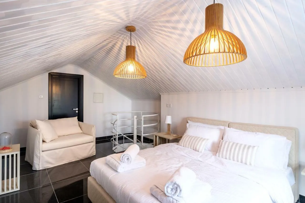 The Lighthouse Villas Perivolia