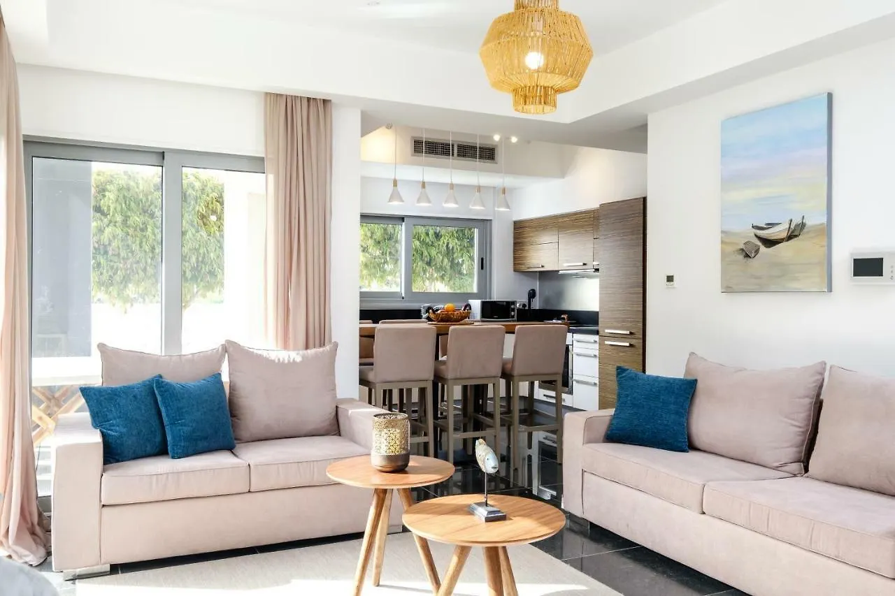 The Lighthouse Villas Perivolia 0*,