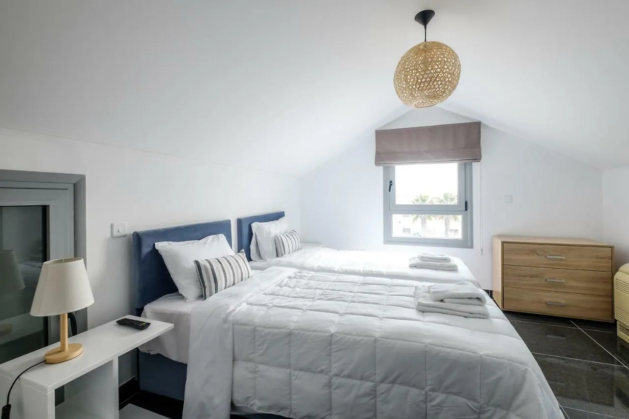 The Lighthouse Villas Perivolia