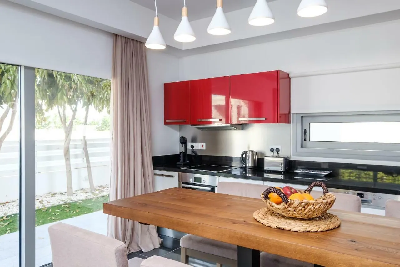 The Lighthouse Villas Perivolia