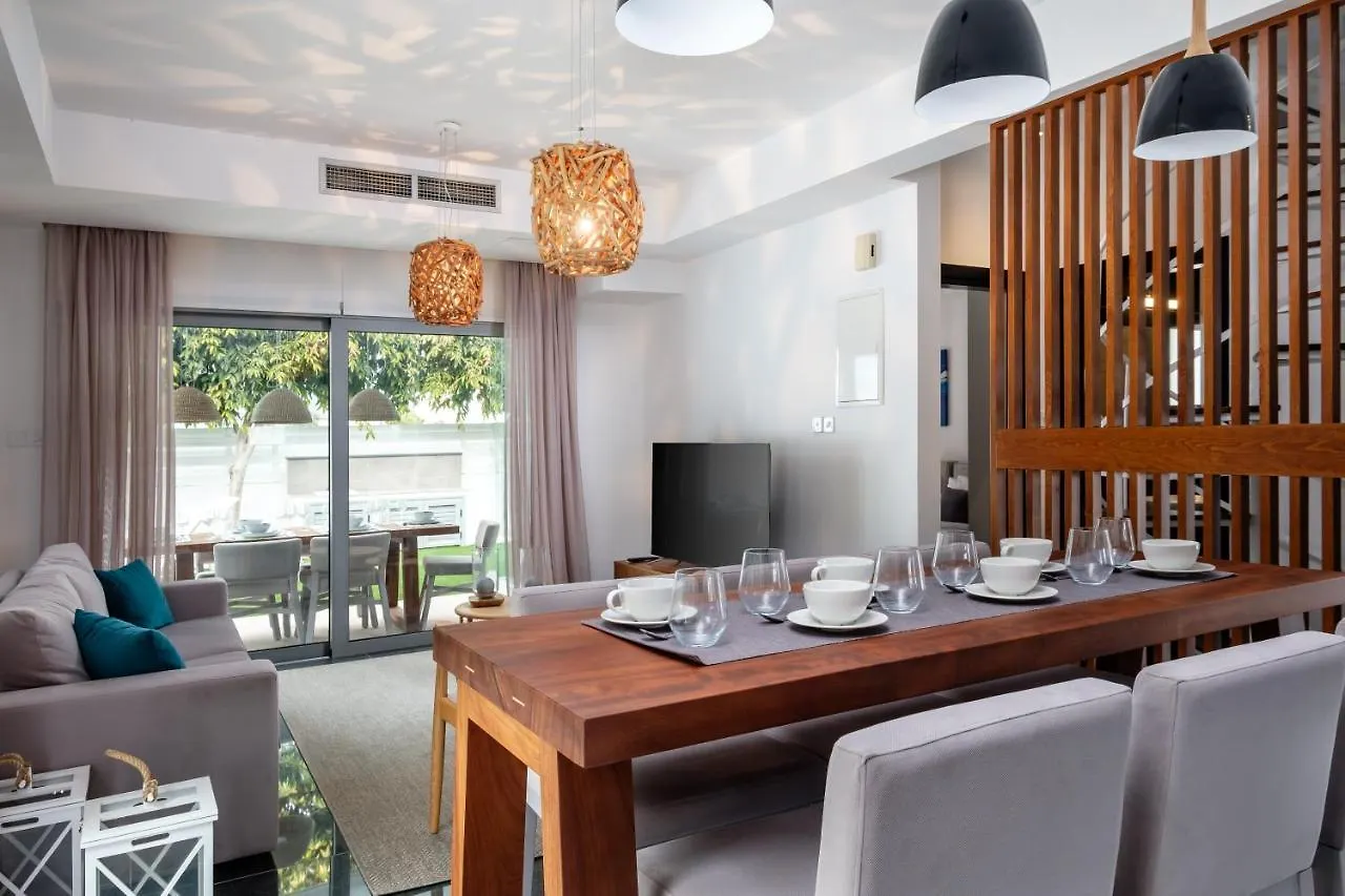 The Lighthouse Villas Perivolia